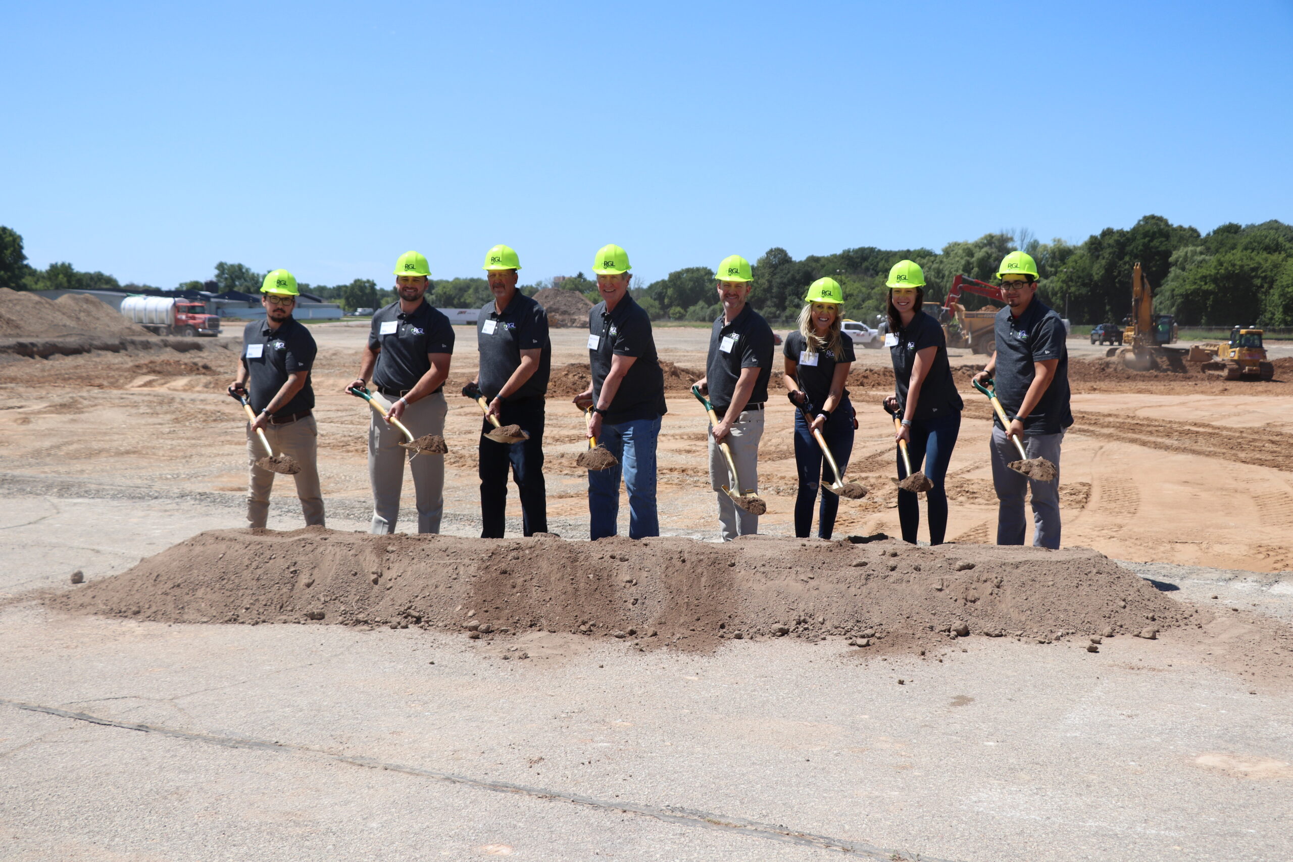 RGL team breaking ground for new build of warehouse 80 in Appleton Wisconsin